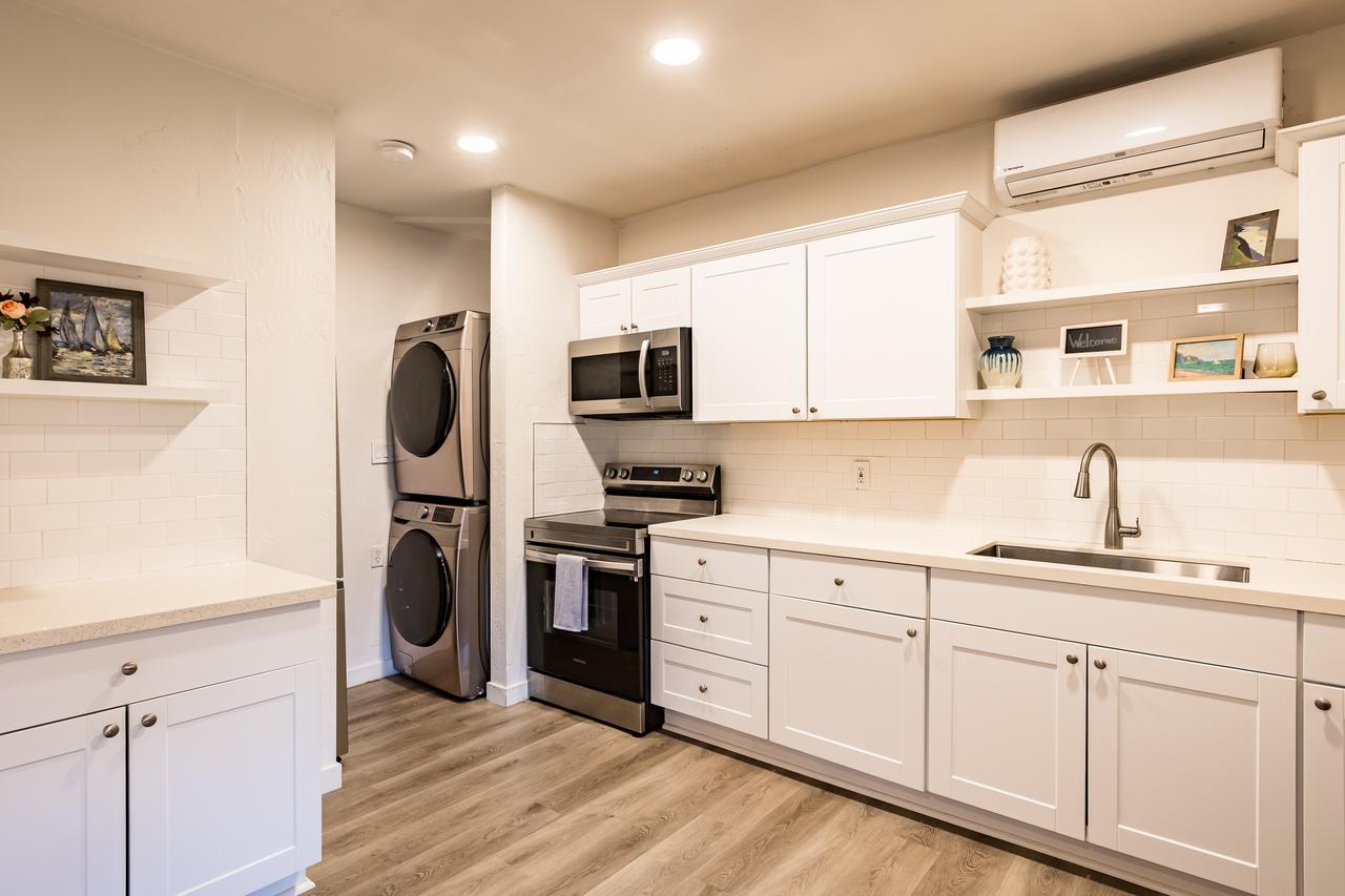 1087 cosmo ave-05.jpg