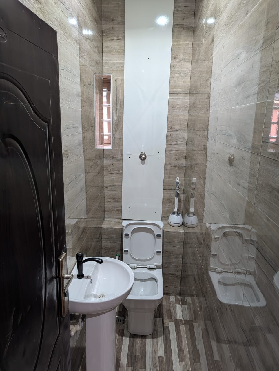 Apartment image 4