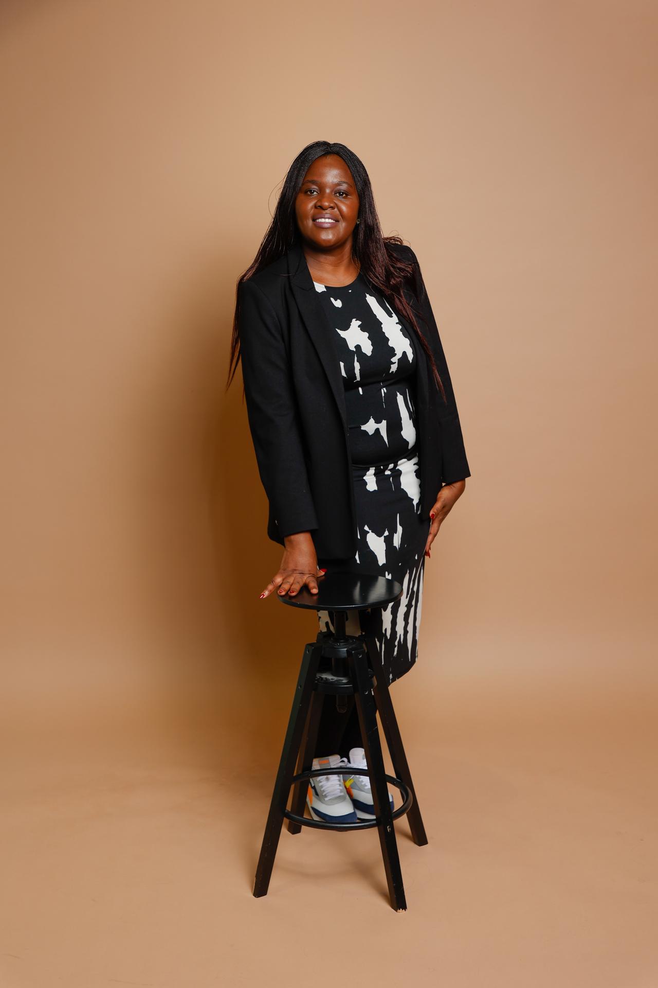 potrait photo_sarah banda genchev (6).jpg