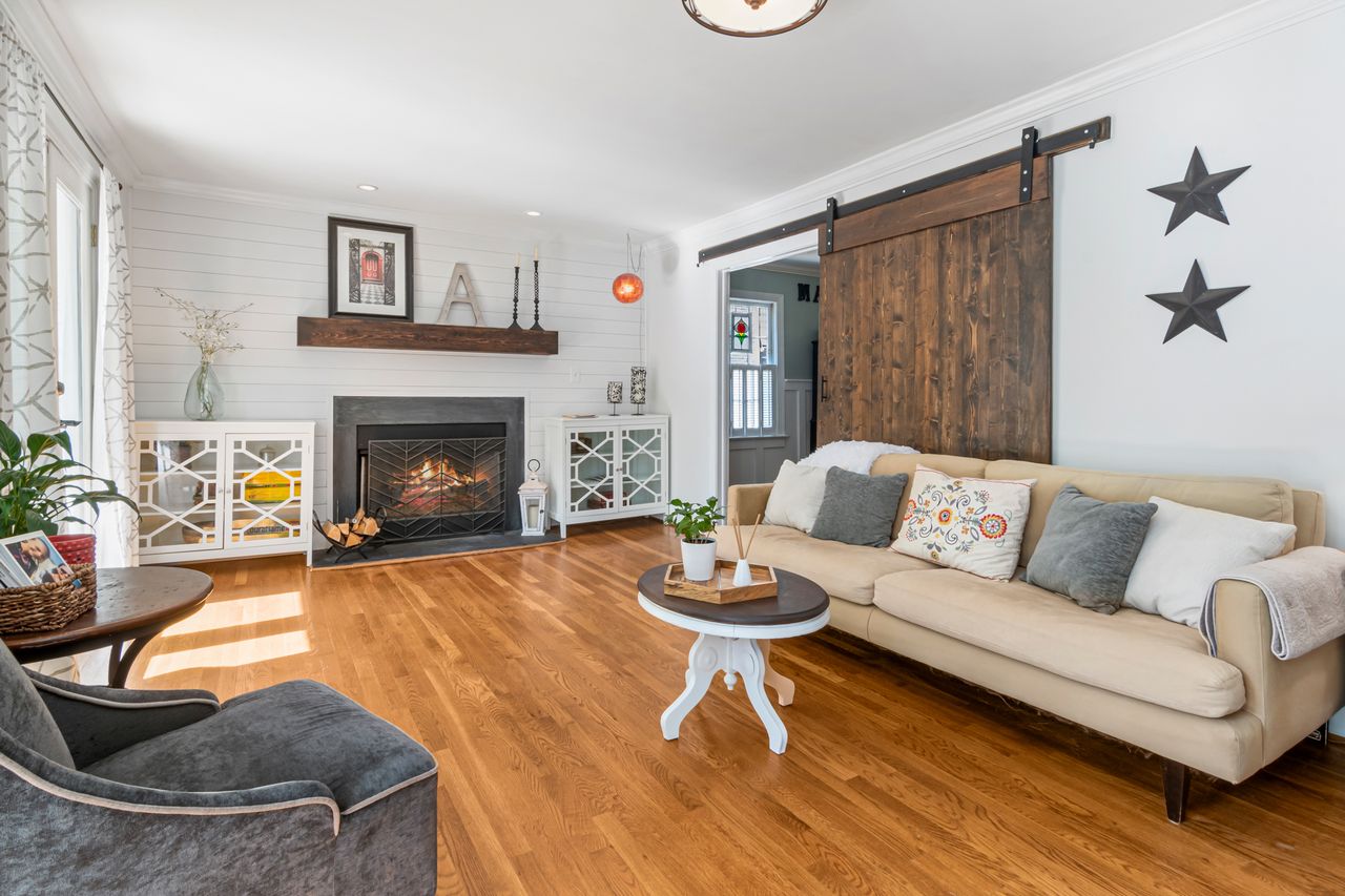 245 Cedar Ridge