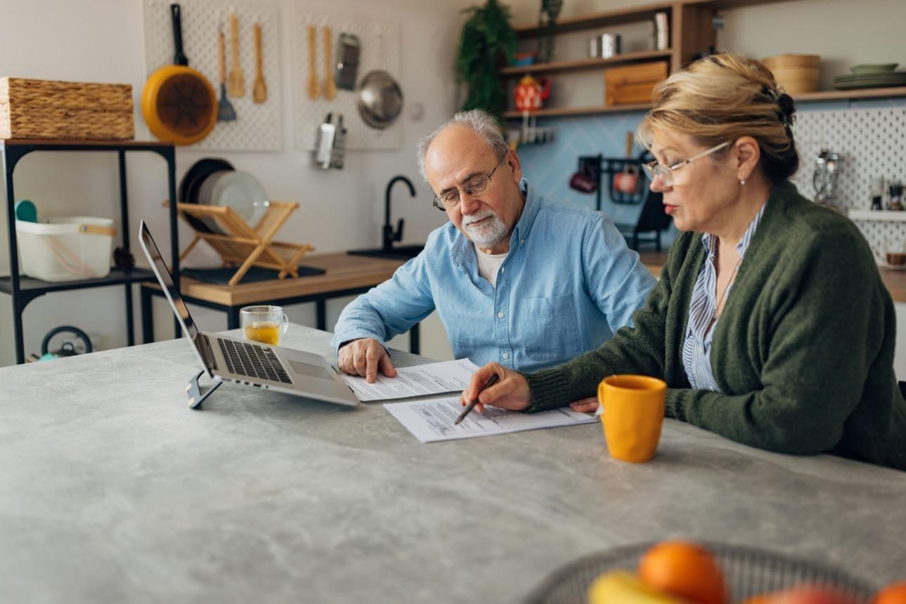 retirement-income-couple-b12-1788150711046.jpg