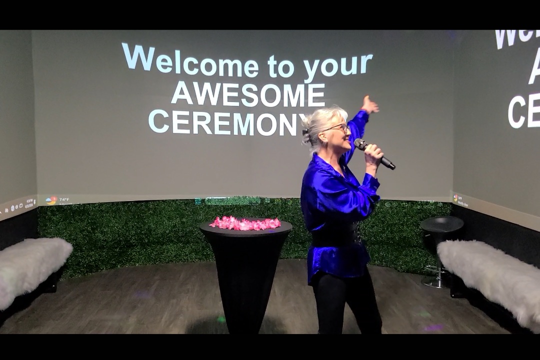 Immersive wedding chapel with lyric projections