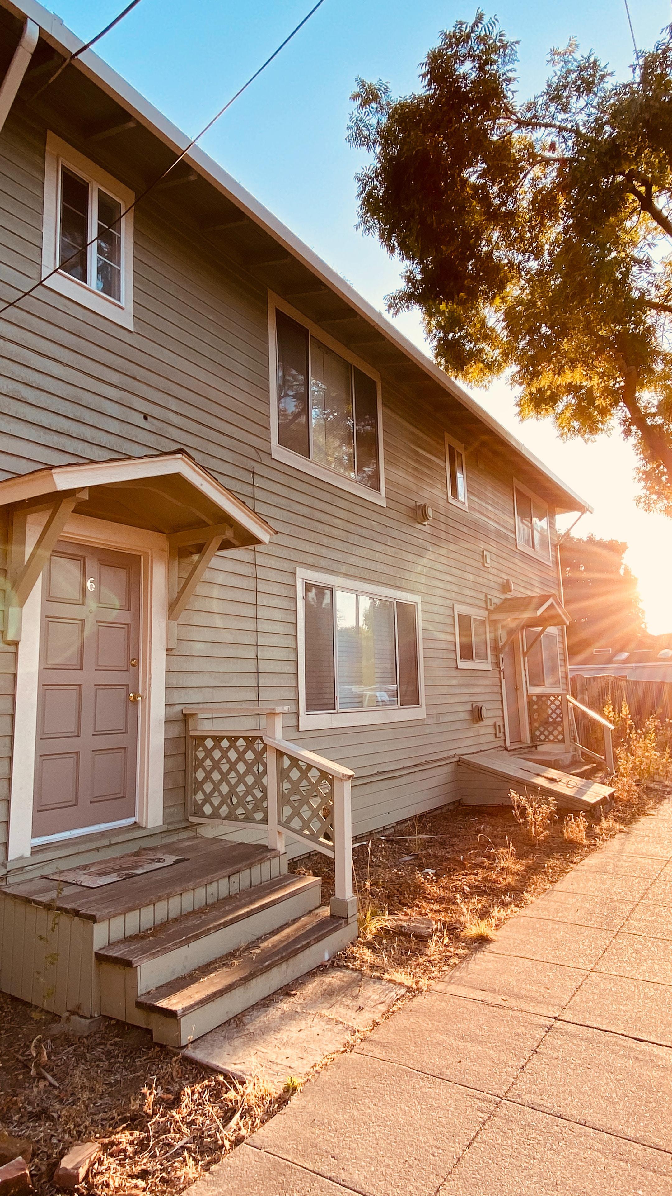 Maintenance Tips for Elastomeric Compound Masonite Siding