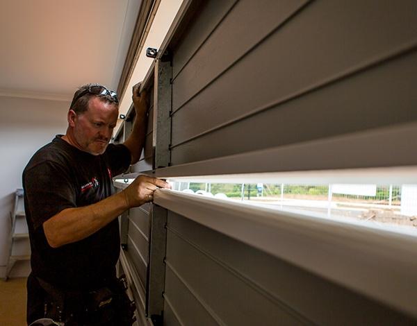 garage door repar queens.jpg