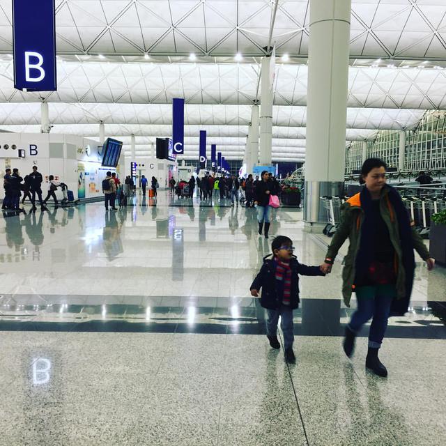 Terminal 1 is a mission, is a dream  
It