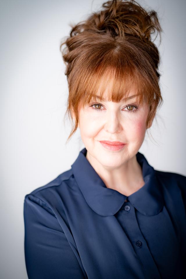 heather halley - headshot - gung ho.jpg