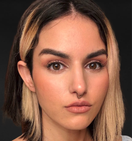 headshot - kelsey jaffer.png