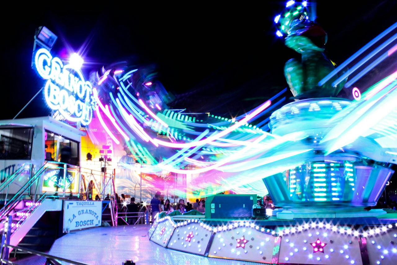 Amusement park rides