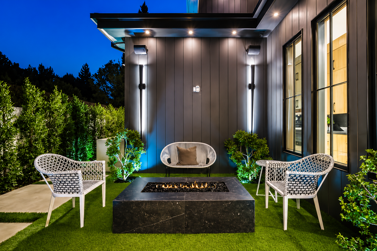upscaled fire pit.png