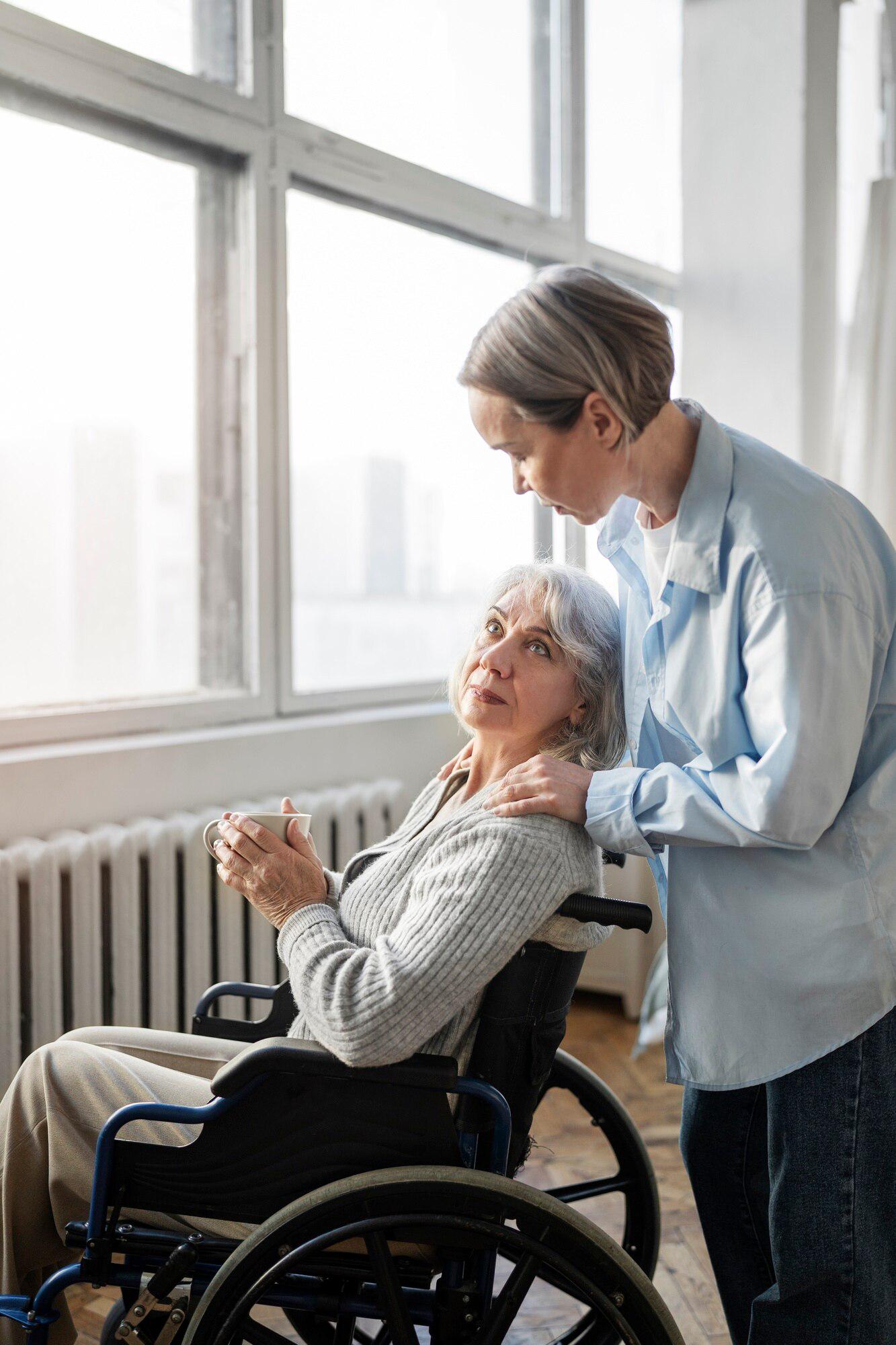 old-patient-suffering-from-parkinson_23-2149370405.jpg