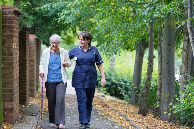 6 benefits of Dayton, Ohio home health care for seniors