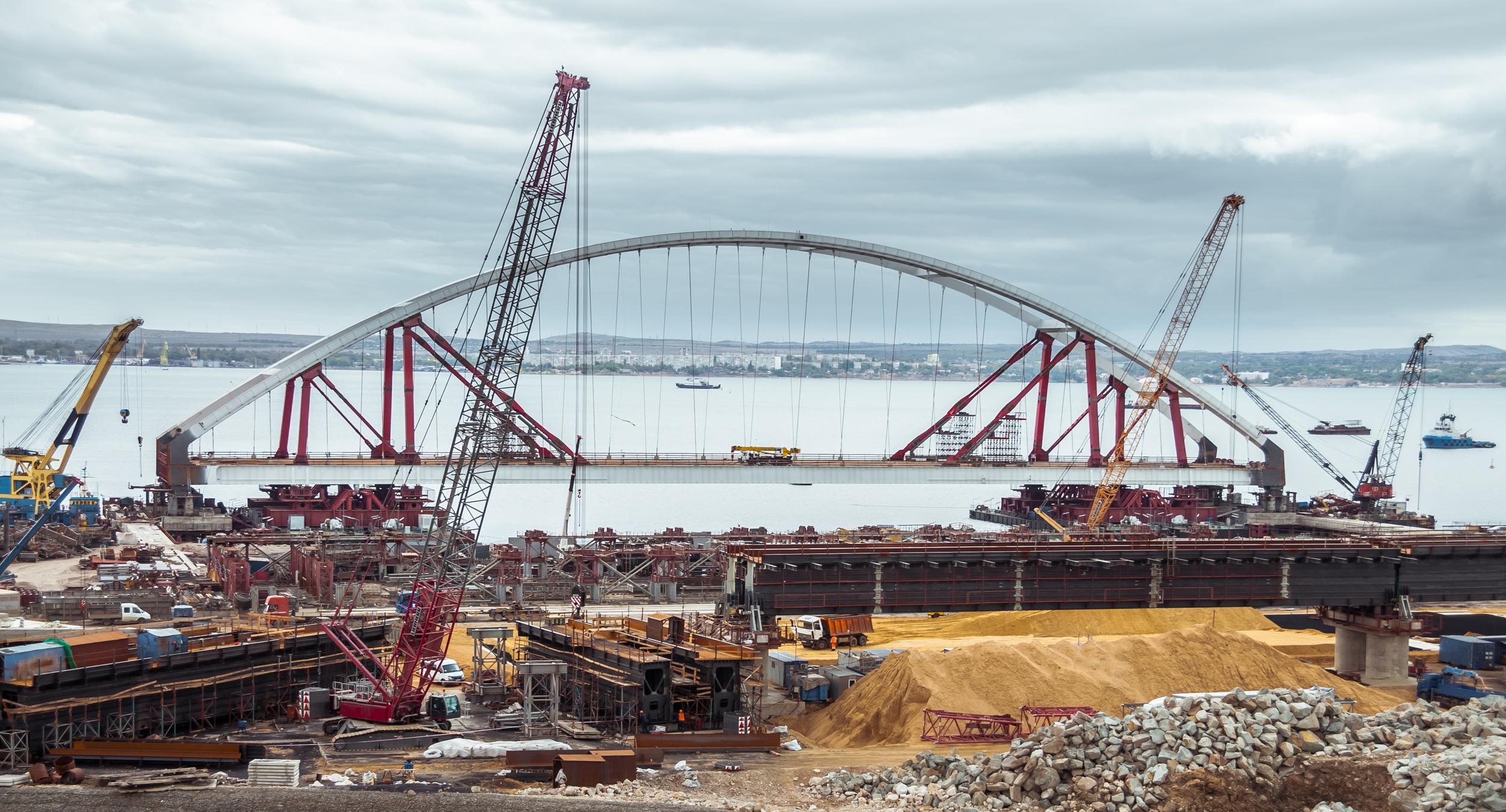 construction-of-a-bridge-across-the-strait-krymsk-2025-02-13-04-25-53-utc.jpg