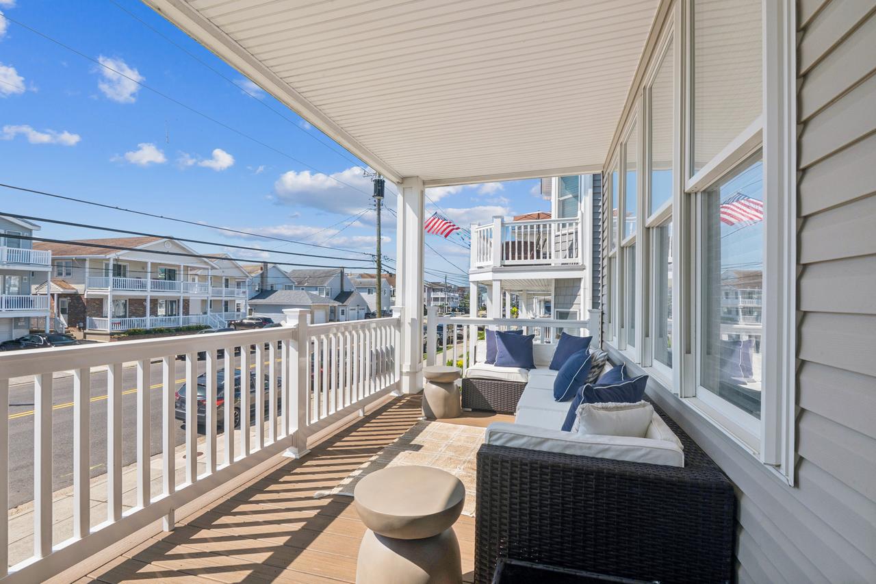 01_3716-18_central_ave_ocean_city_nj_08226_usa-exterior-3716_central_ave_hdr_025.jpg