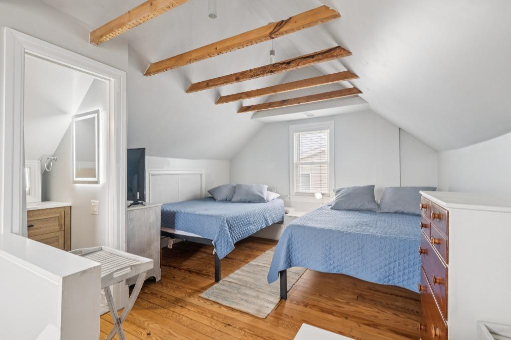 bedroom3.jpg