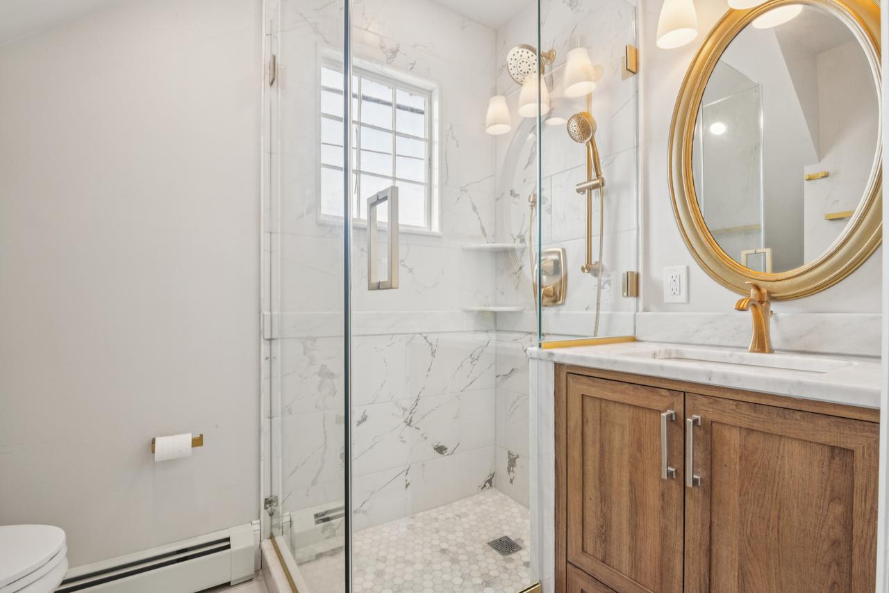 42_511_13th_st_ocean_city_nj_08226_usa-bathroom-511_13th_st_hdr_061.jpg