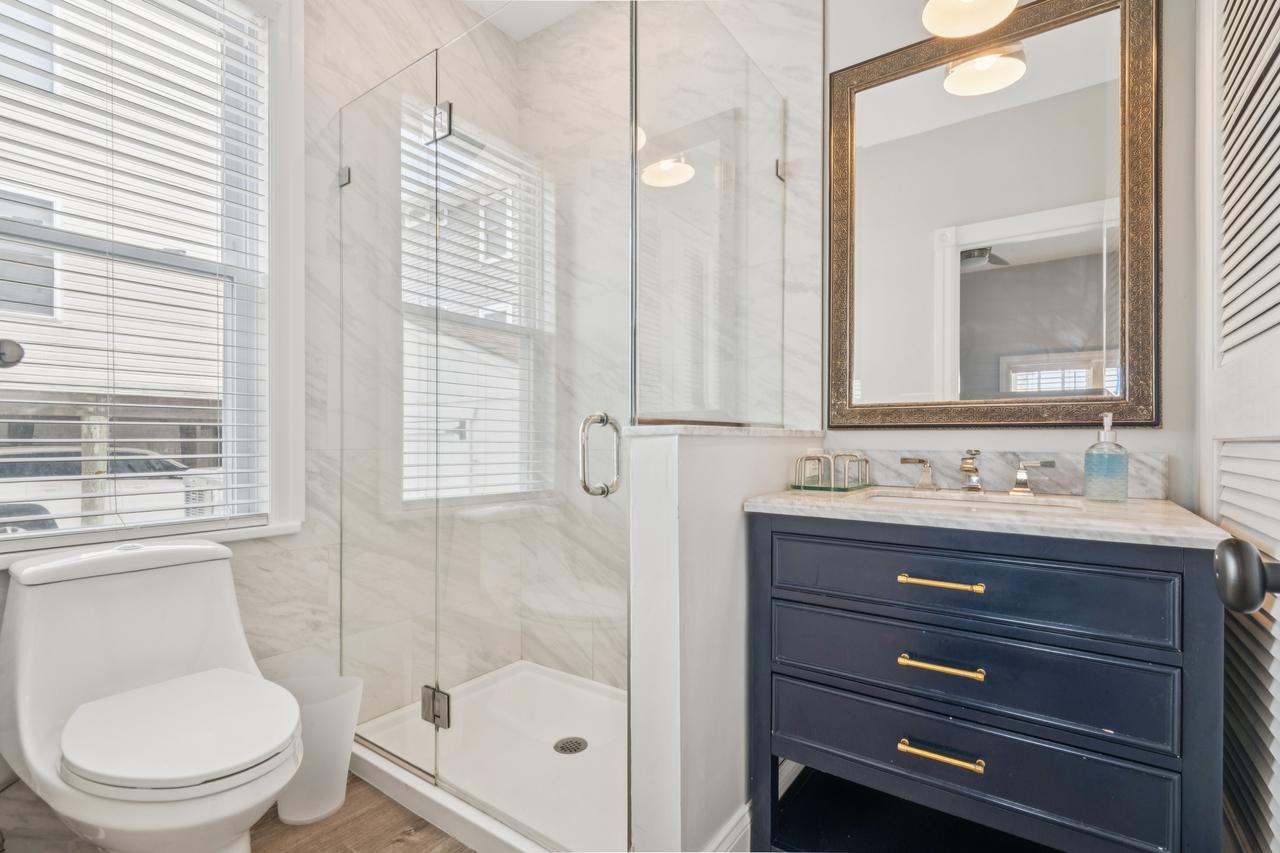 40_511_13th_st_ocean_city_nj_08226_usa-bathroom-511_13th_st_hdr_043.jpg