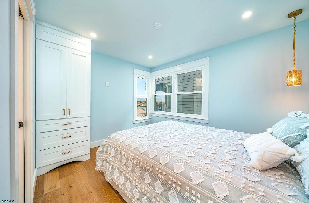 bed 4.jpg