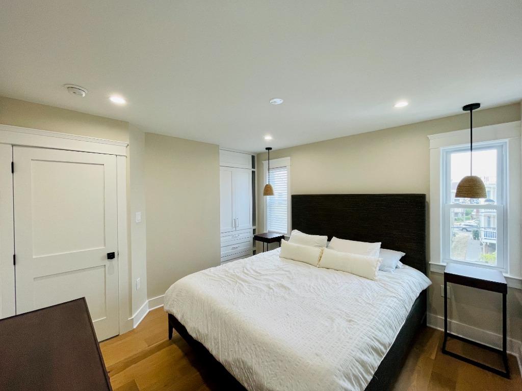 bed 2.jpg