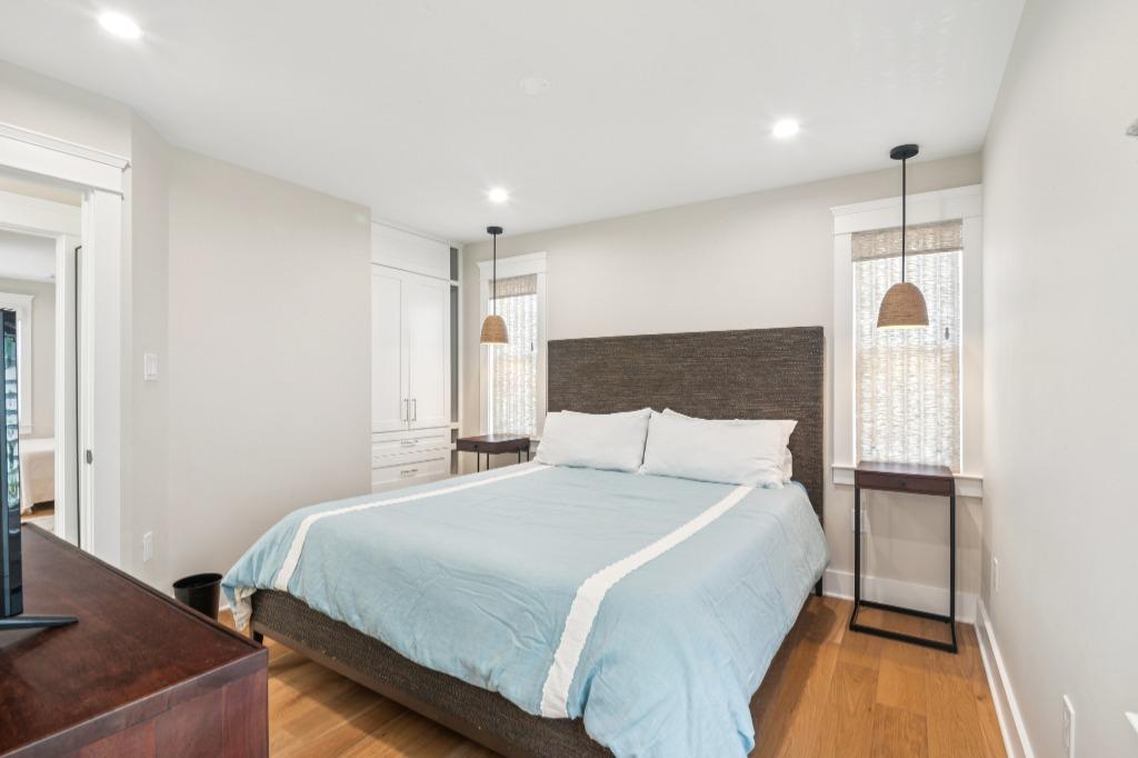 bed 4.jpg