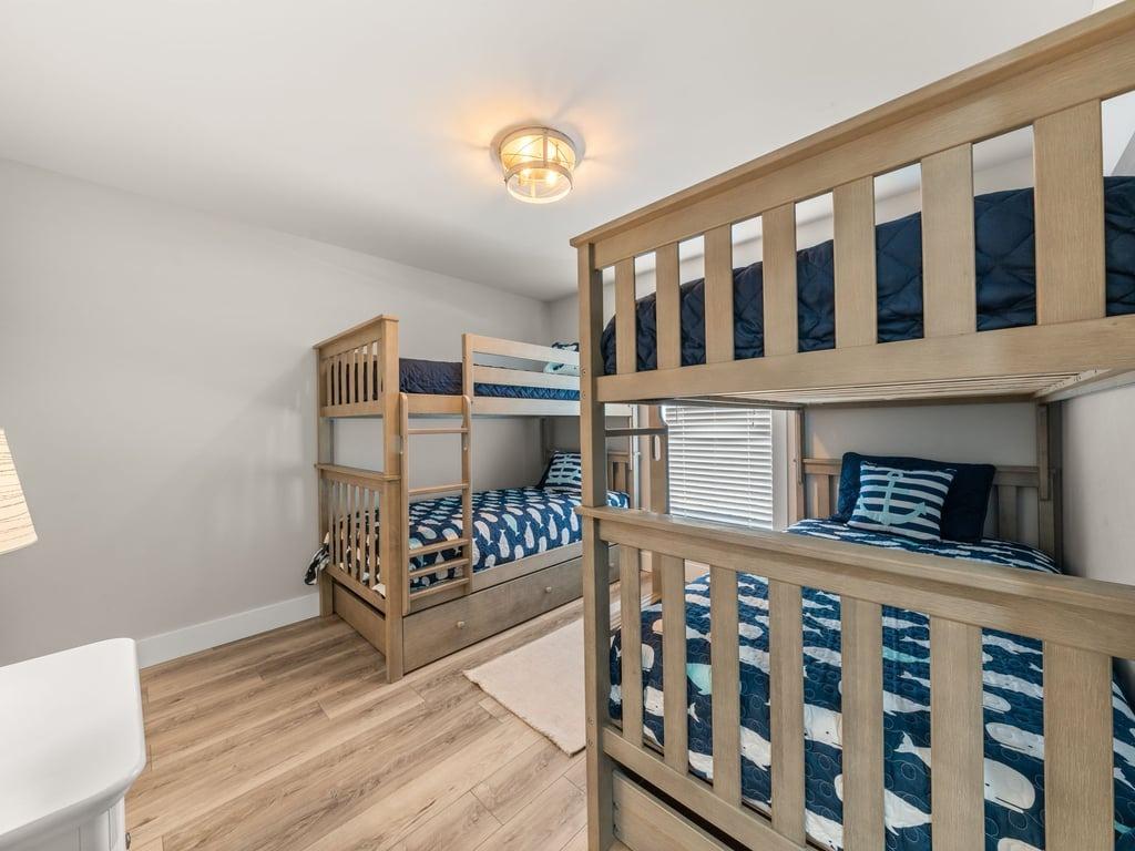 bedroom6.jpg