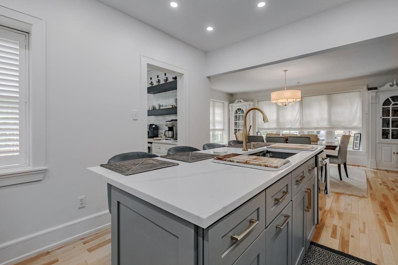 a11a7933-hdr.jpg
