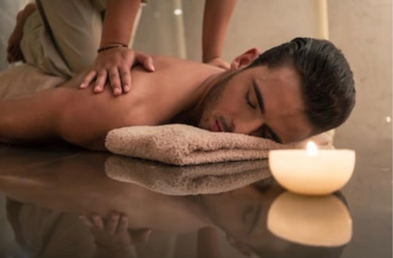Massage sportif pour récupération musculaire et bien-être physique