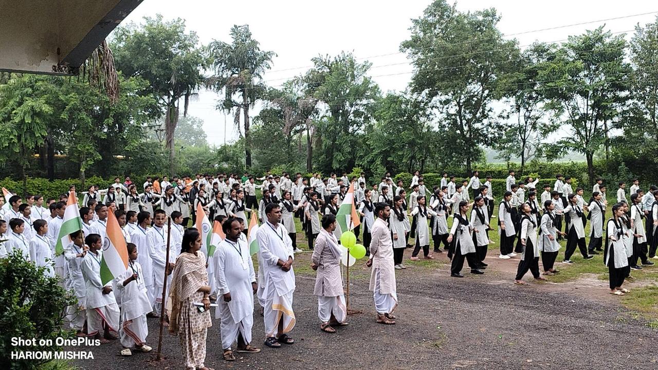 swatantra.jpg