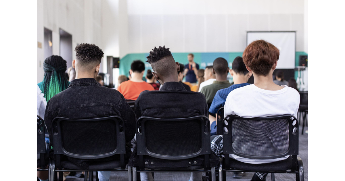 What to Expect From Your First English as a Second Language Class