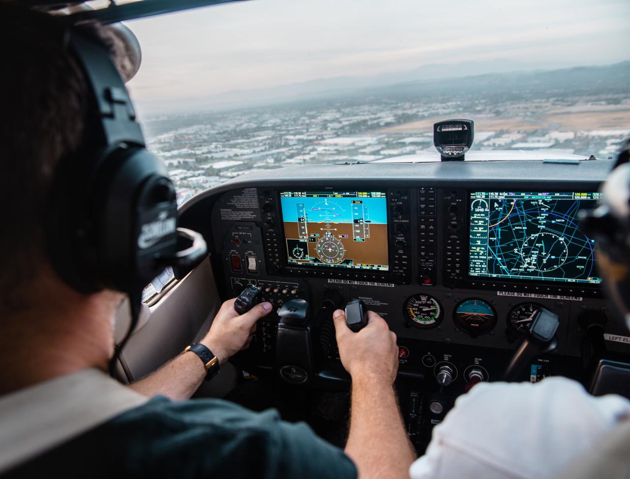 Navigating in the Cockpit