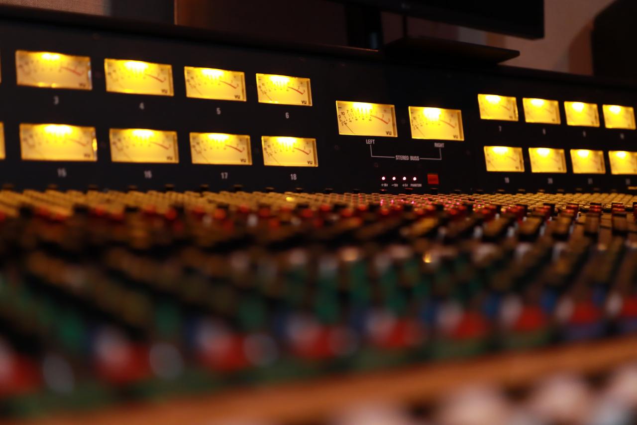 Vintage Analog Mixing Console Trident 80C at Old Fashion Music Studios