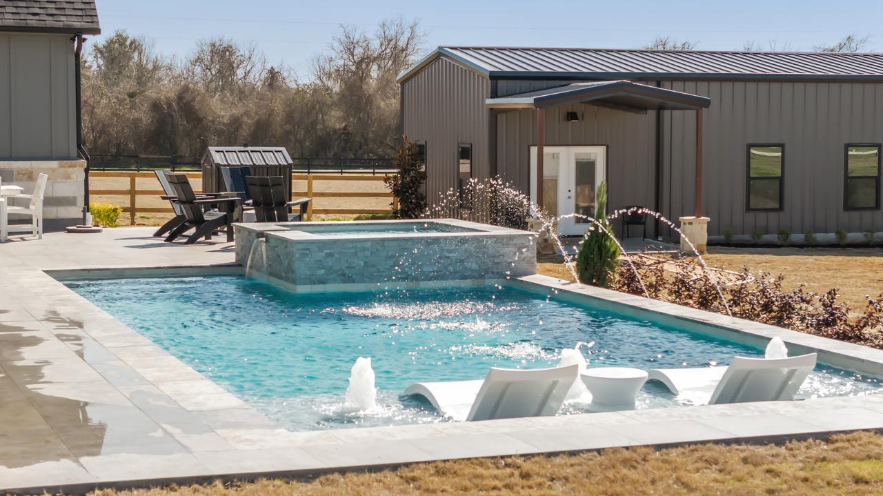 1064 chapel view lane-11.jpg