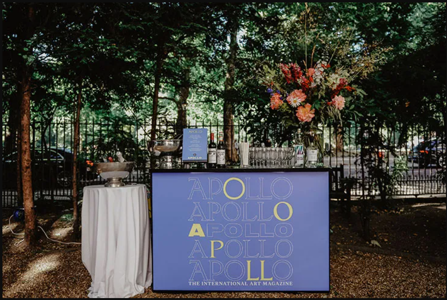 apollo-mag2.png