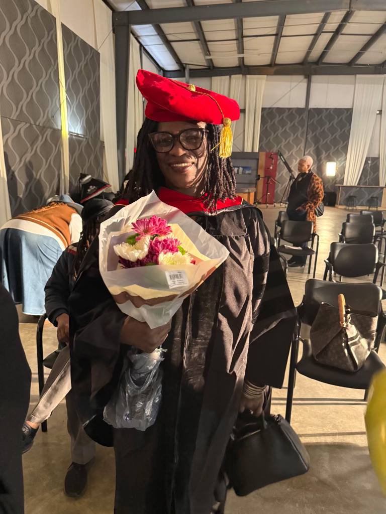 Commencement dinner celebration with graduates and faculty