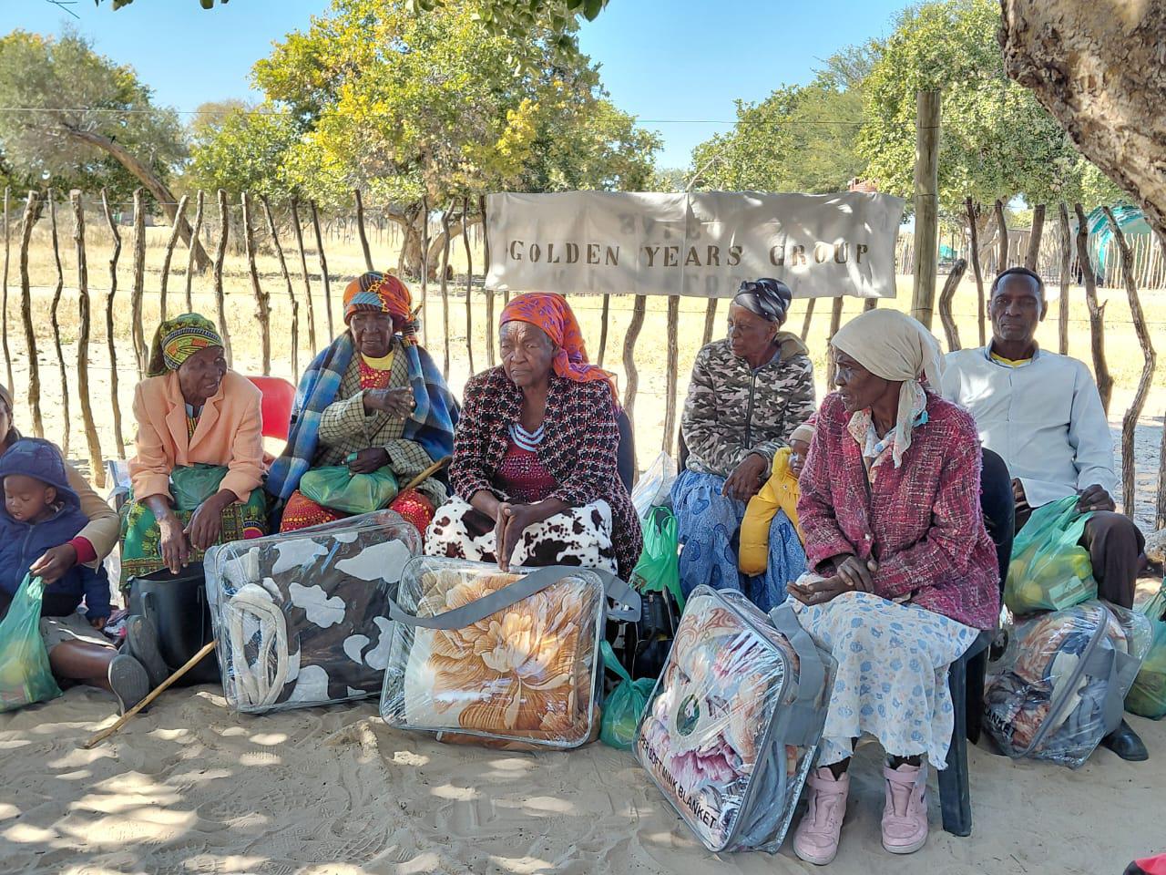 blankets to samedupi.jpg