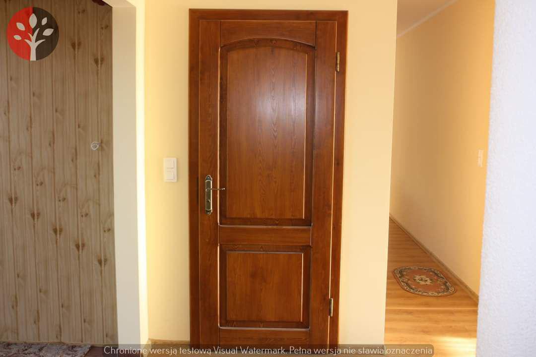 photo_5917971743249646807_y.jpg