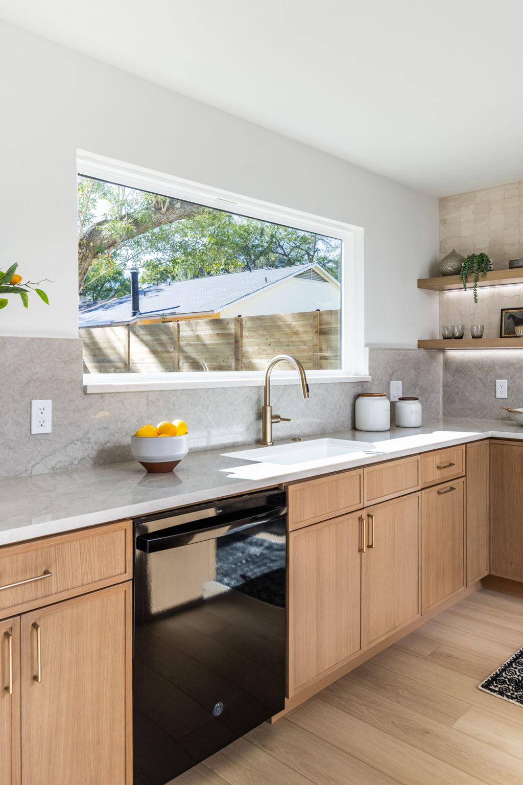 64-web-or-mls-2703 gettysburg dr updt-6.jpg