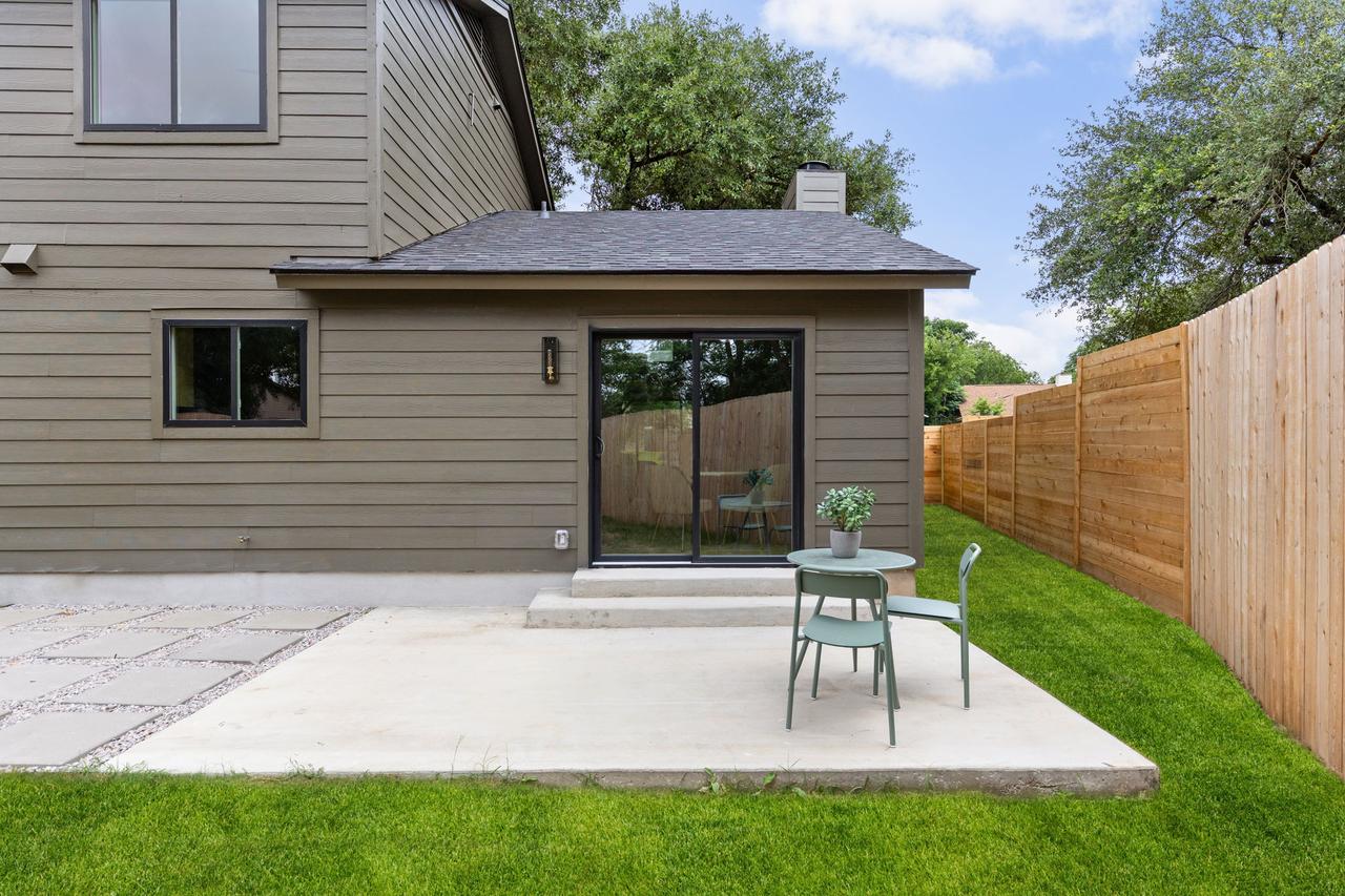 41-web-or-mls-2703 goldbridge dr ps-6.jpg