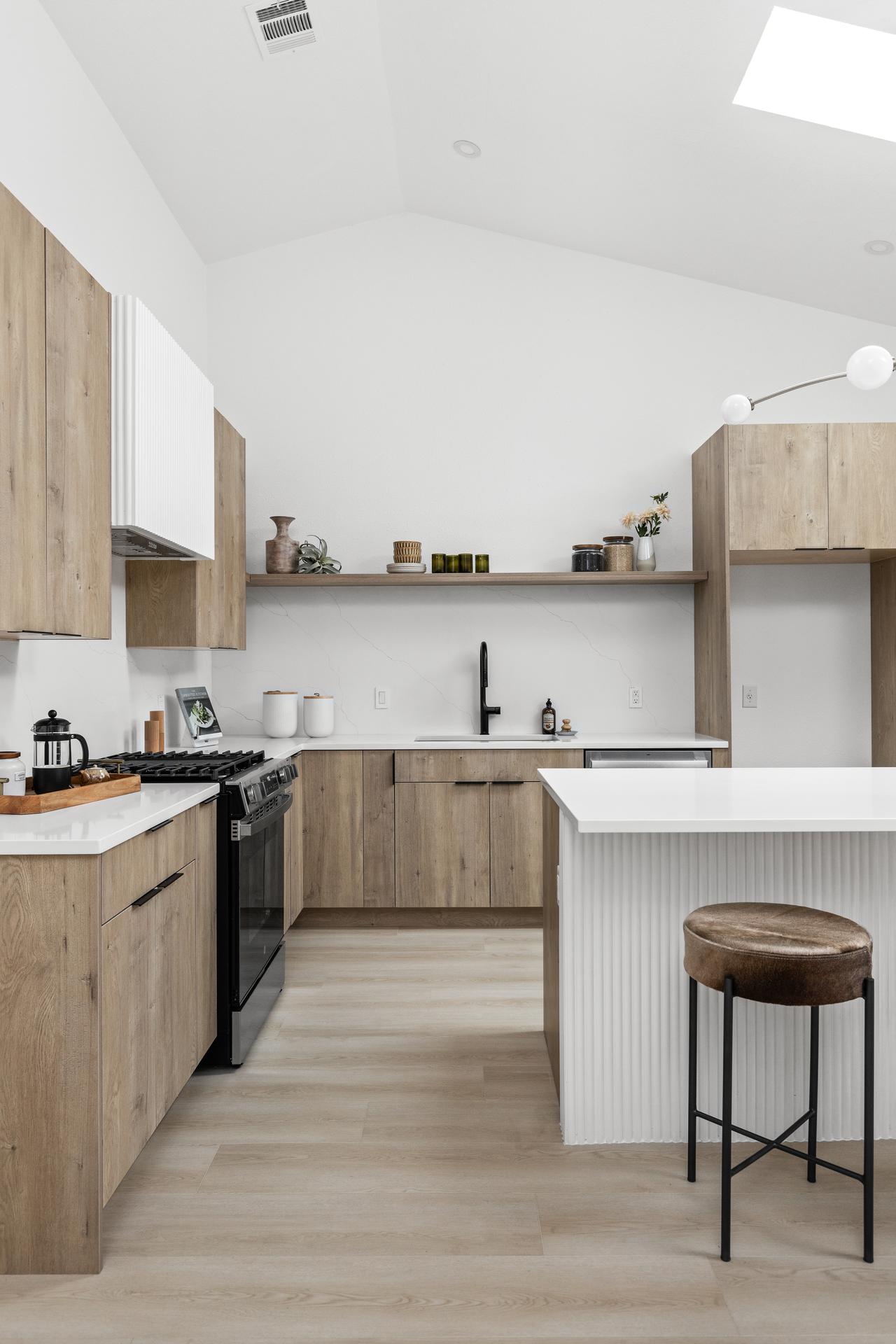 21-print-2811 norfolk dr-17.jpg