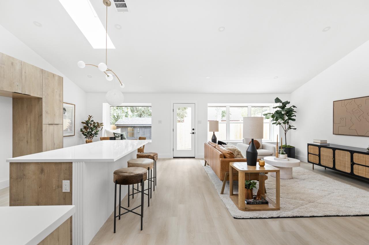 13-print-2811 norfolk dr-9.jpg