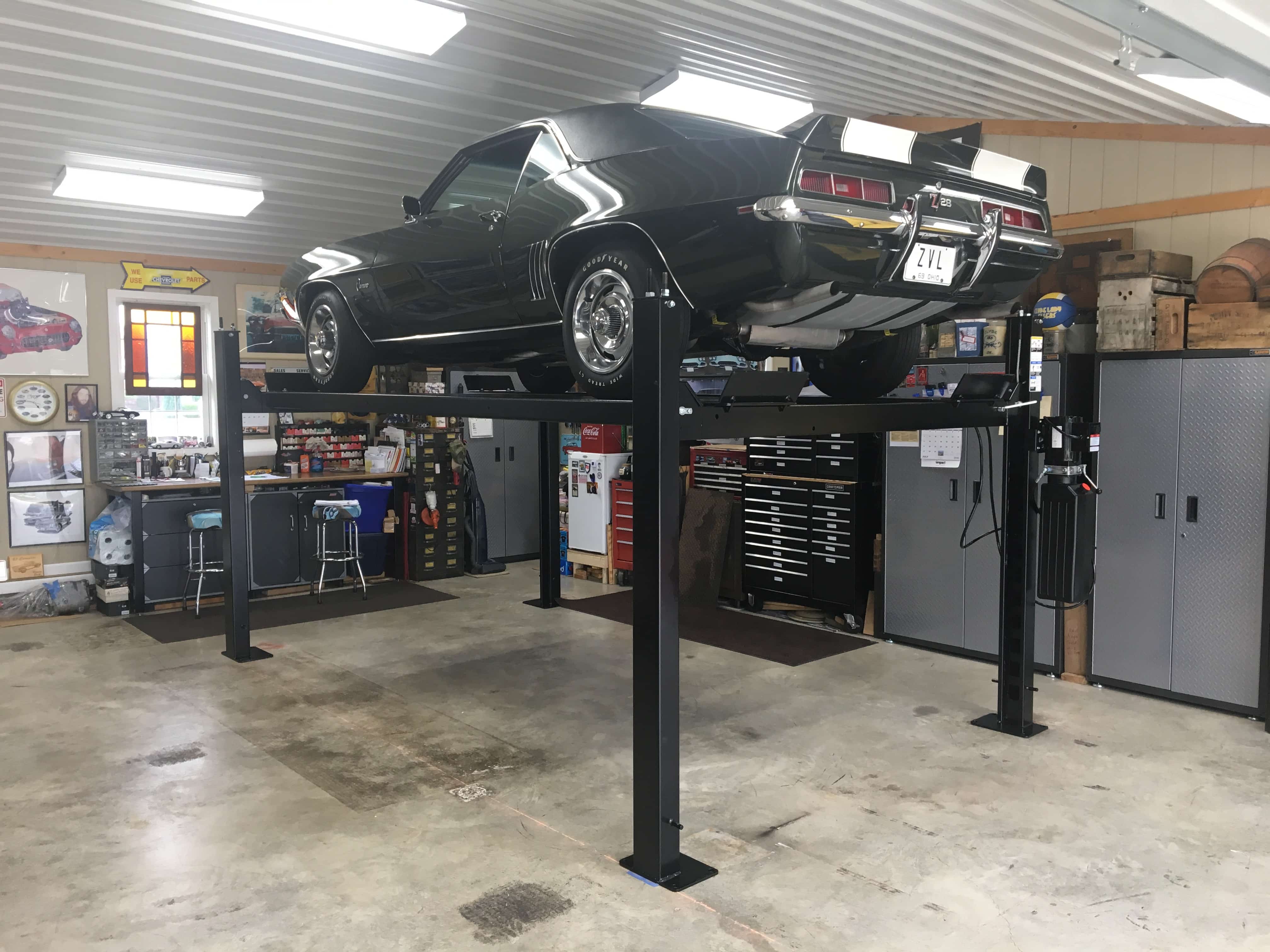 4 Post Domestic Lift