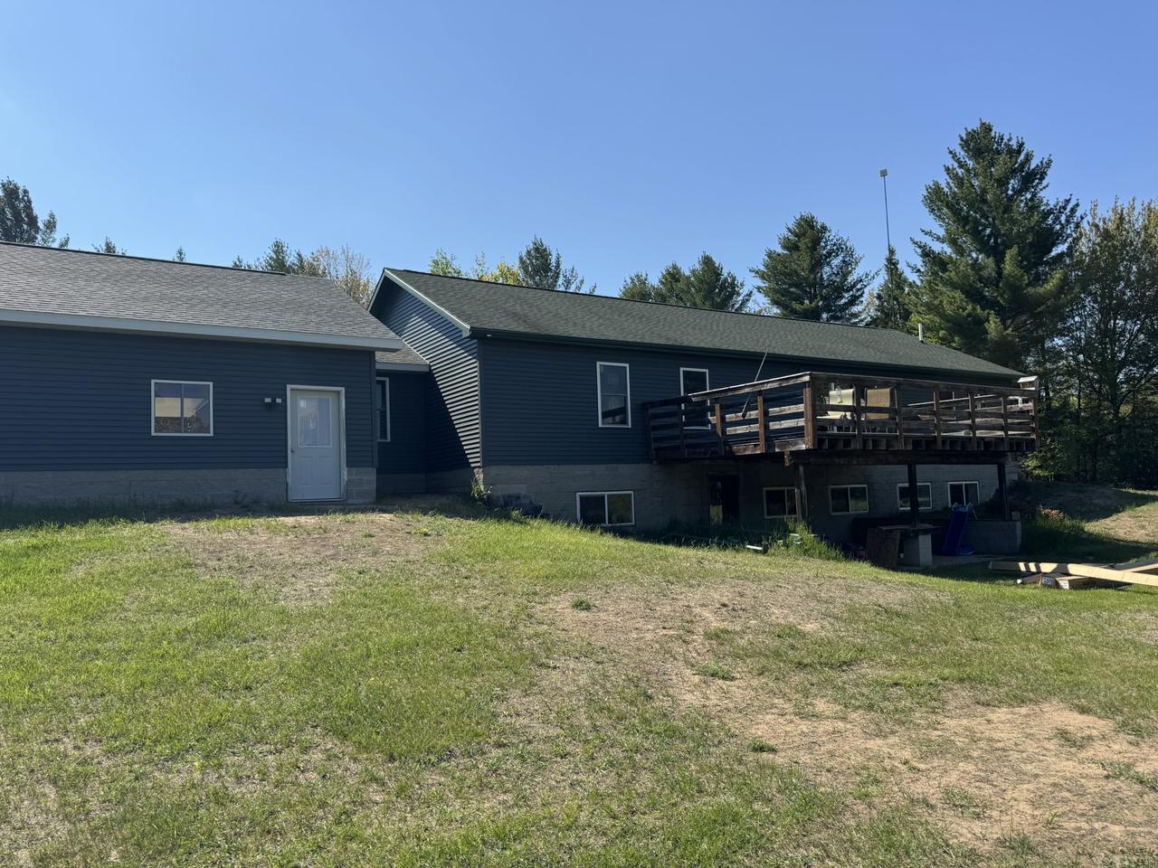 Completed siding project