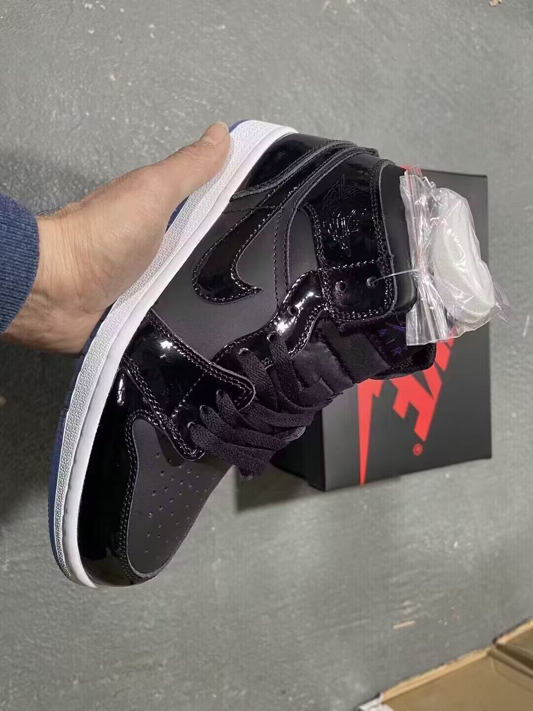 Air Jordan 1 Mid SE Space Jam DV1308-004 Black Patent Leather Icy Blue Outsole – detail view at SoleLow