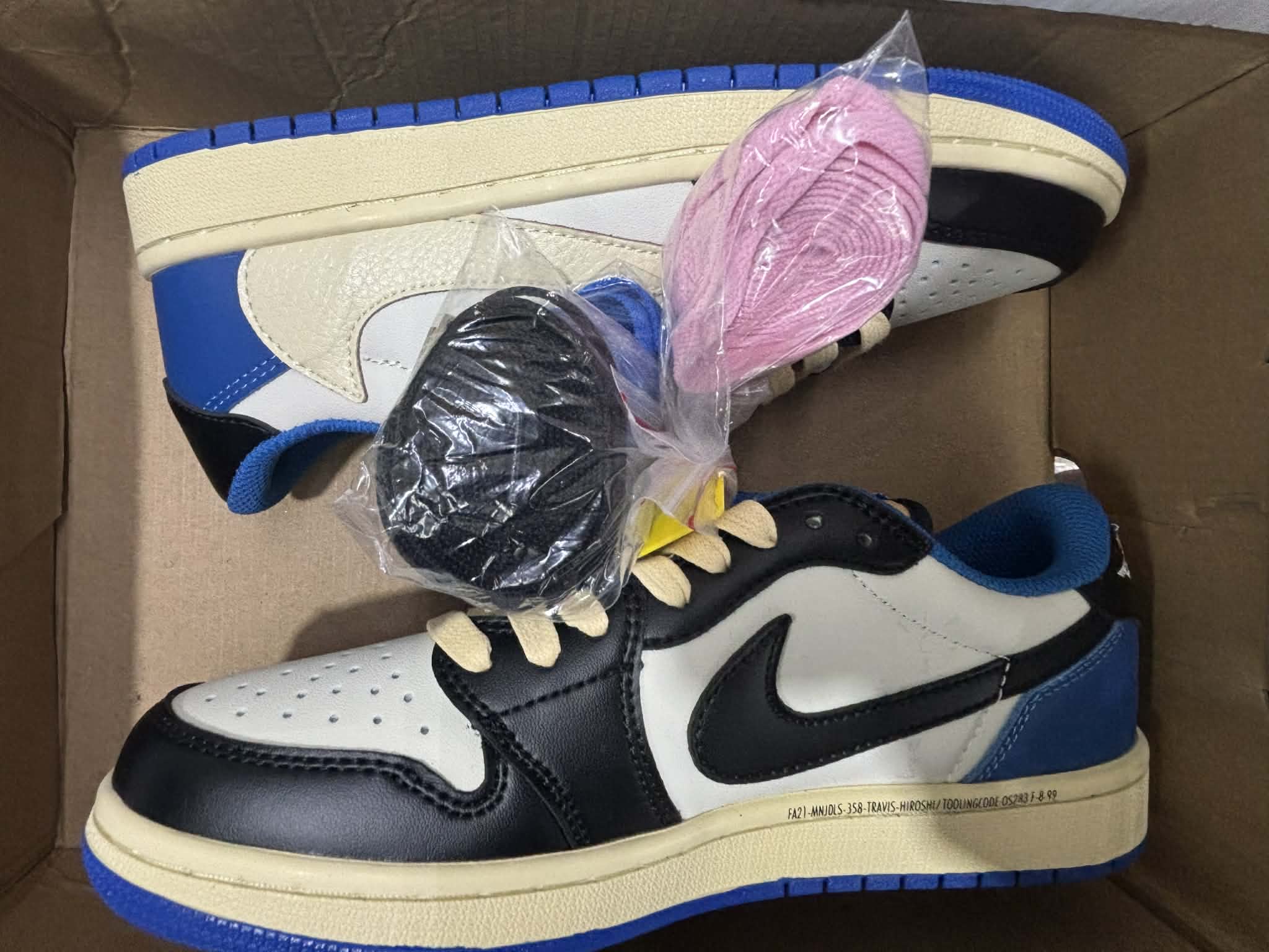 Travis Scott x Fragment x Air Jordan 1 Low OG – premium QC stock at SoleLow