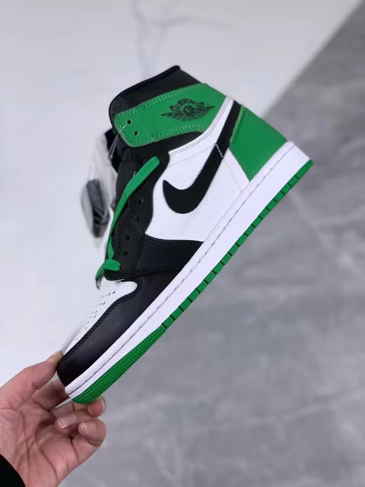 Air Jordan 1 Retro High OG Lucky Green Black White – premium QC stock at SoleLow