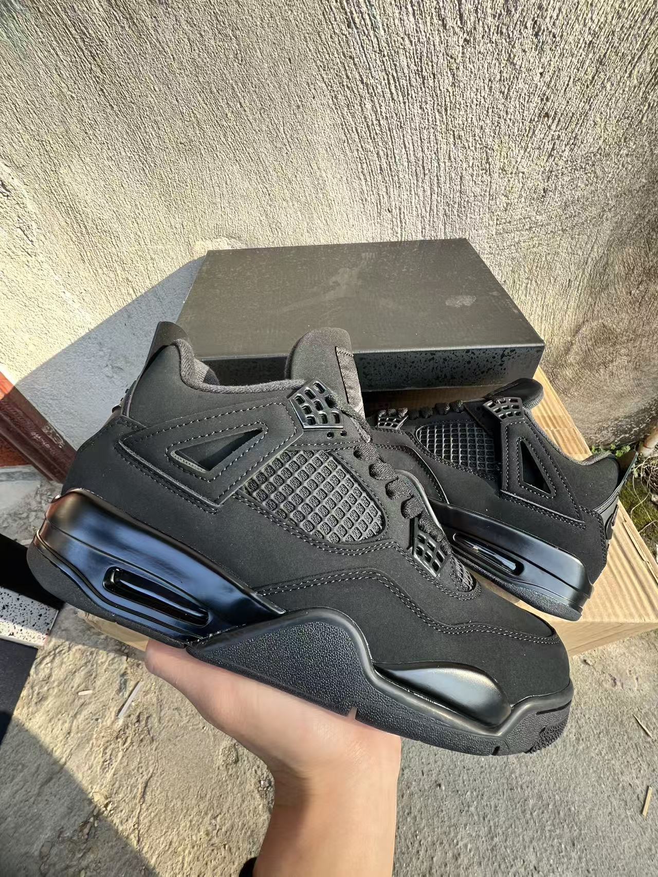 Air Jordan 4 Retro Black Cat view 5