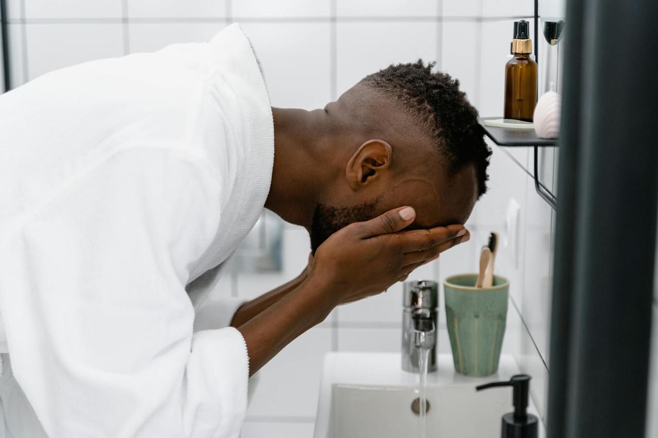 Does Long Island have hard water? Yes and it can greatly damage the skin if left unfiltered