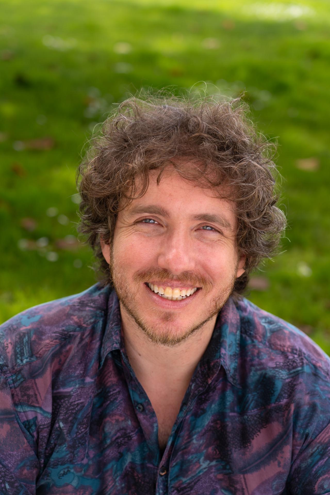 geoff morris therapy headshot2.jpg