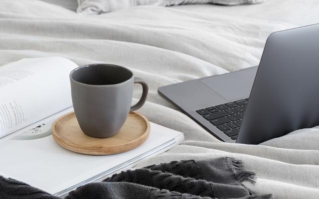 morning-meditation-at-home-in-bed_1.jpg