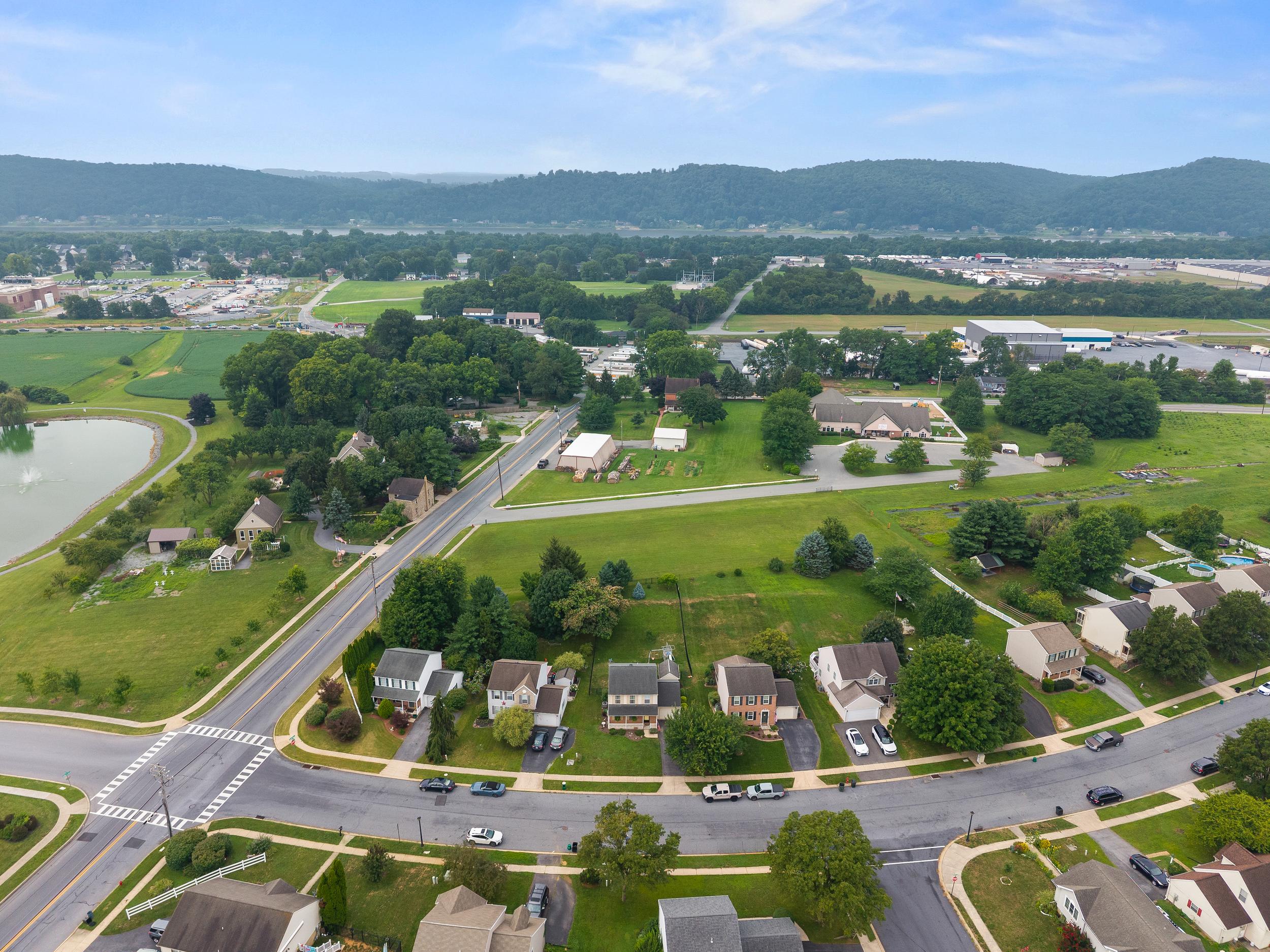 108ashleydrive-36.jpg