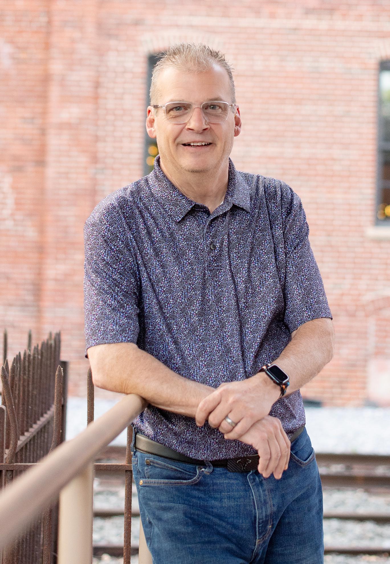 brian phillips headshots-4.jpg